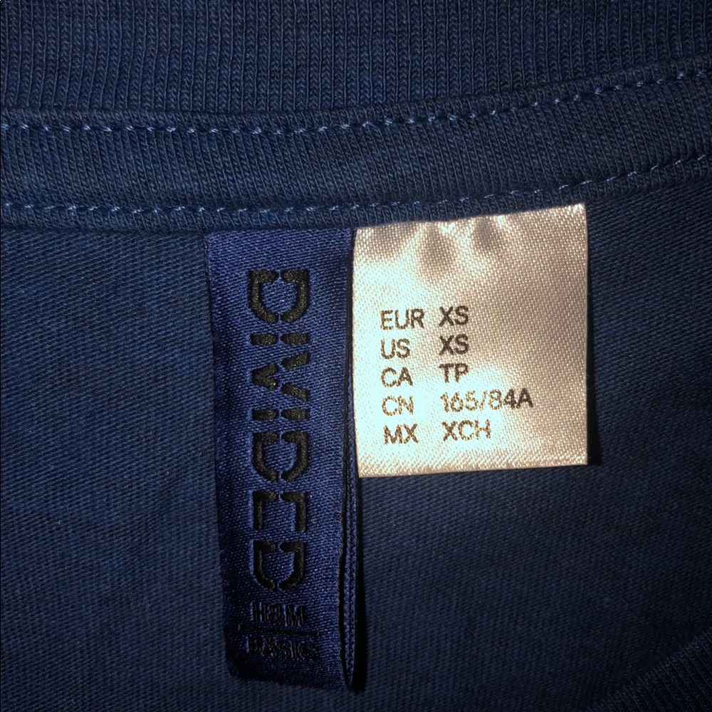 H&M t-shirt - Picture 3 of 3
